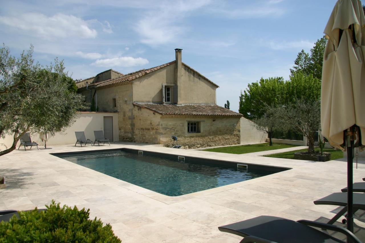Bed and Breakfast Domaine De Fontbelle à Graveson Extérieur photo