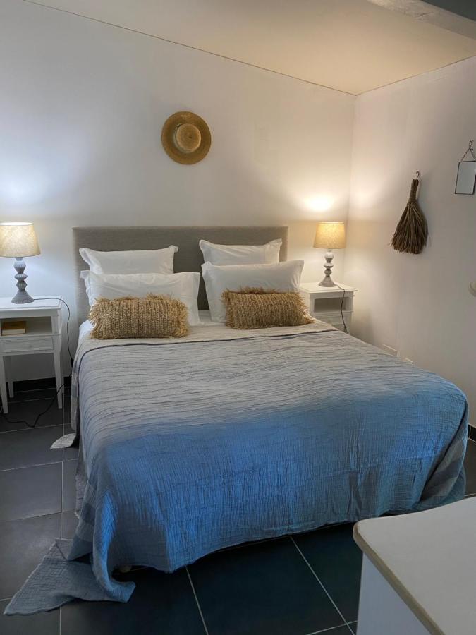 Bed and Breakfast Domaine De Fontbelle à Graveson Extérieur photo