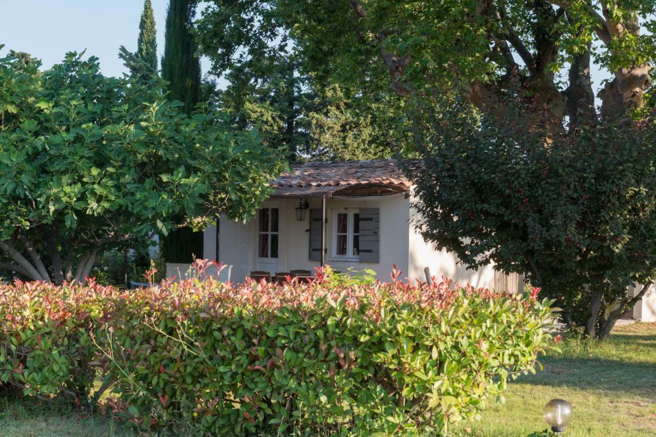 Bed and Breakfast Domaine De Fontbelle à Graveson Extérieur photo